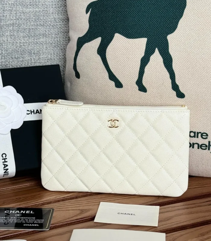 cc zipped wallet 20cm white quilted caviar gold hardware