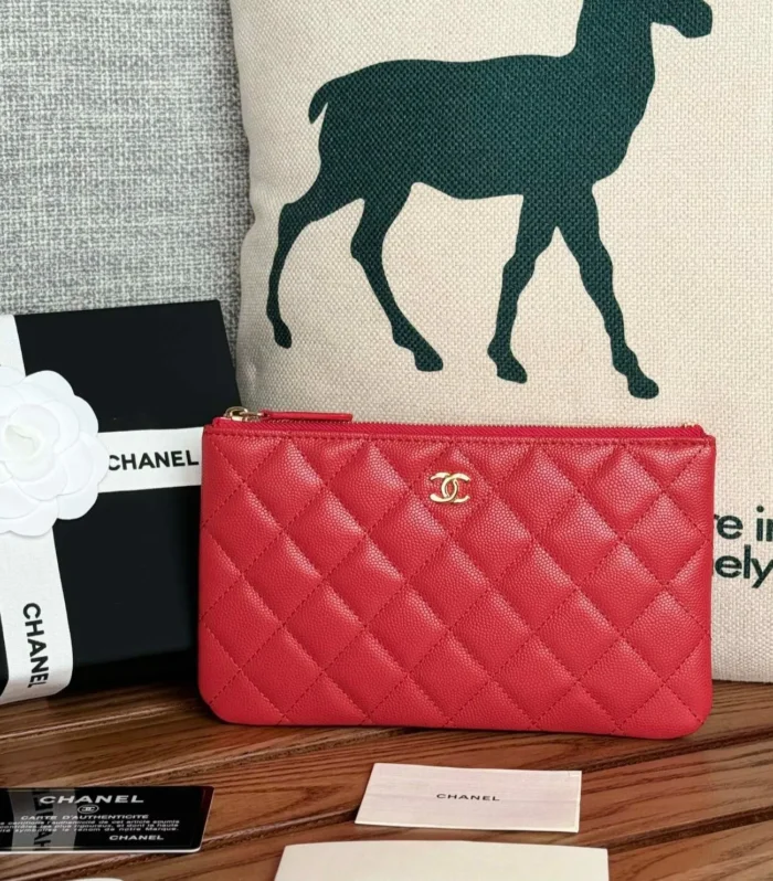 cc zipped wallet 20cm red quilted caviar gold hardware