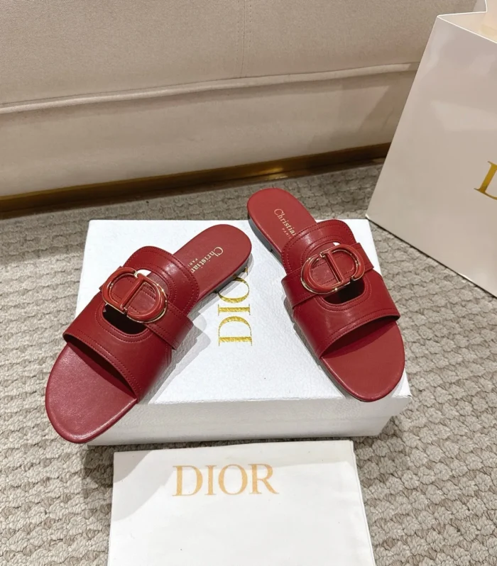 CD 25 letter hollow flat sandals red calfskin 396104