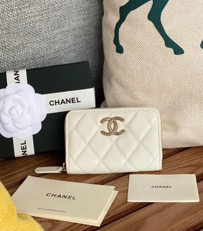 cc zipped wallet 11cm white caviar gold hardware