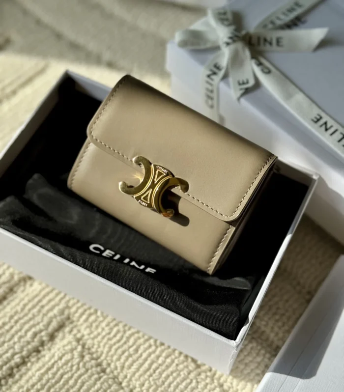 Celine Triomphe Black 10cm