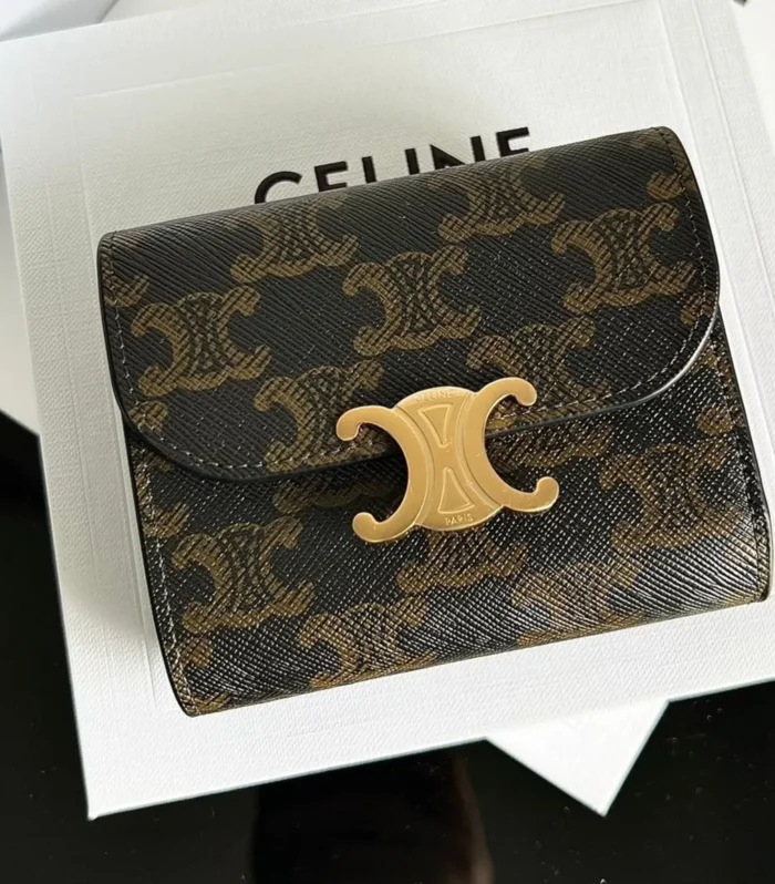 TRIOMPHE 10 CALFSKIN WALLET TAN