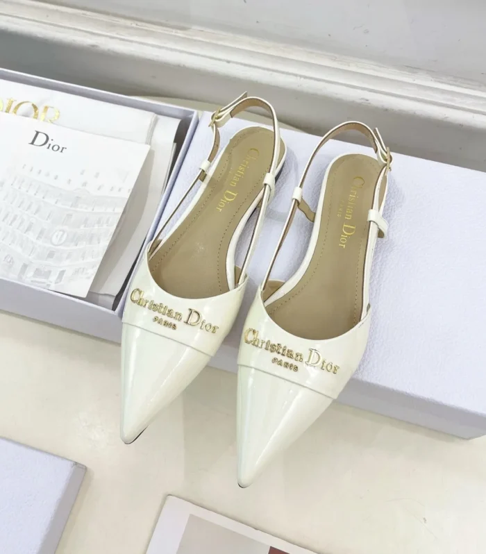 CD 25 Slingback Flat White Patent Leather 307439