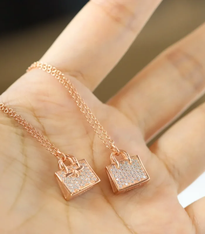 Rose Spark Necklace Silver