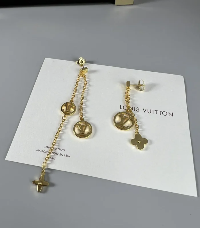 Peti Louis Earrings