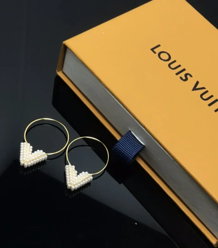 Pearl V Hoop Earrings