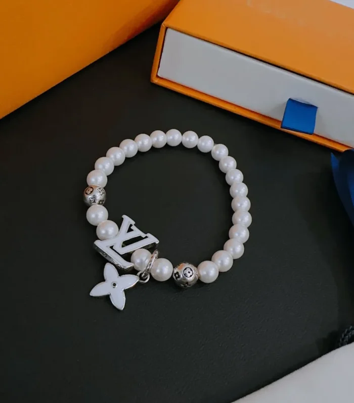 Pearl Silver Bracelet