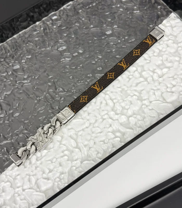 LVLinks Leather Bracelet