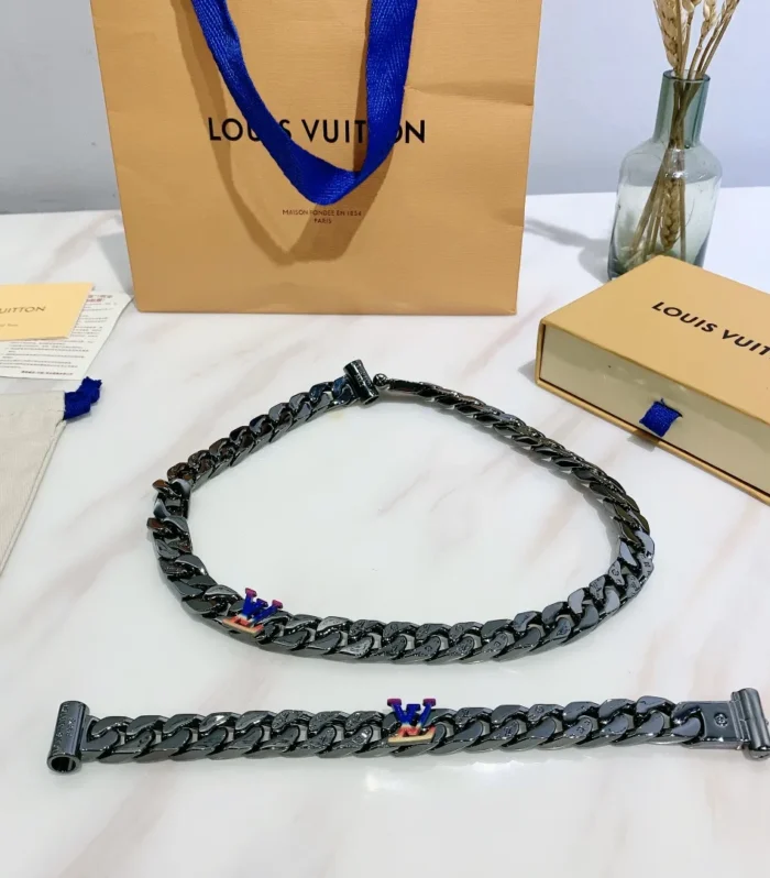 LV Sculpture Chain Bracelet