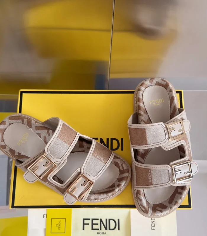 FENDI DAD SANDAL IN WHITE MIX CIDER BROWN MONOGRAM JACQUARD FABRIC