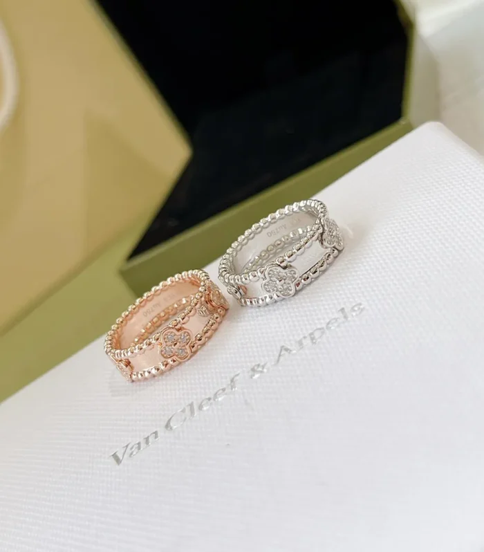 VCA Kaleidoscope Diamond Ring
