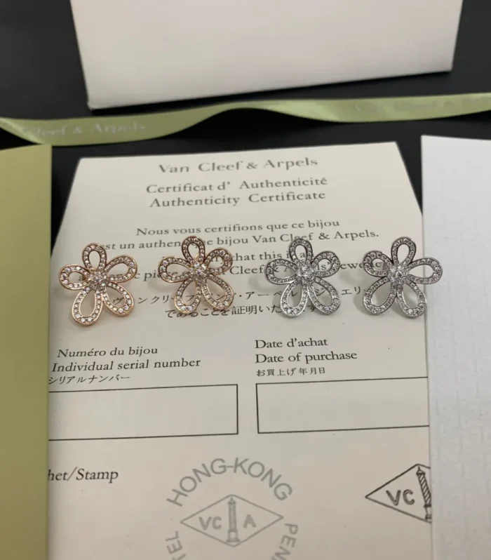 VCA Flower Stud Earrings