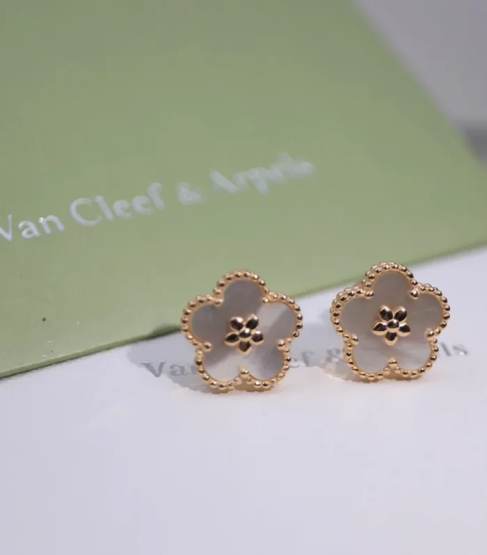 Plum Flower Earrings Mother-of-Pearl
