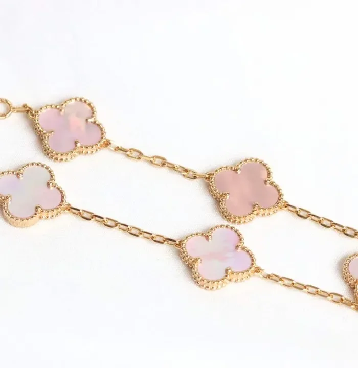 Pink Mother-of-Pearl Clover Bracelet