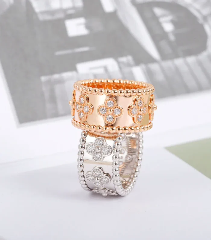 Perle Clover Ring