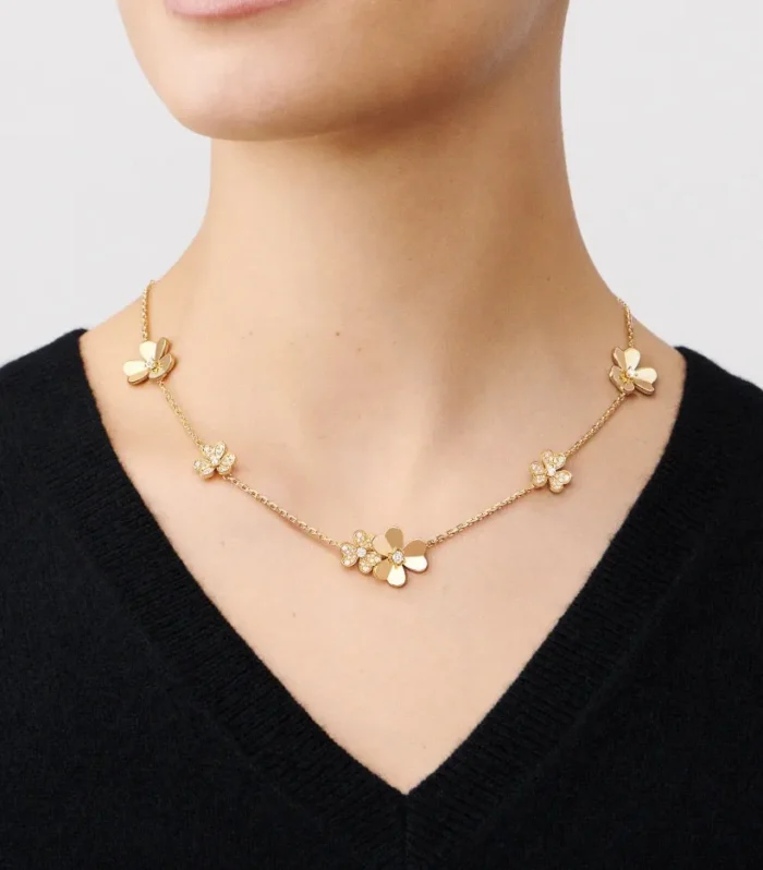 Nine Flower Diamond Necklace Large