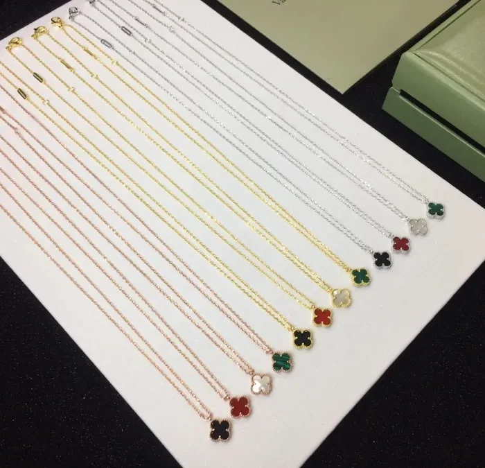 Mini Quadrifoglio Necklace