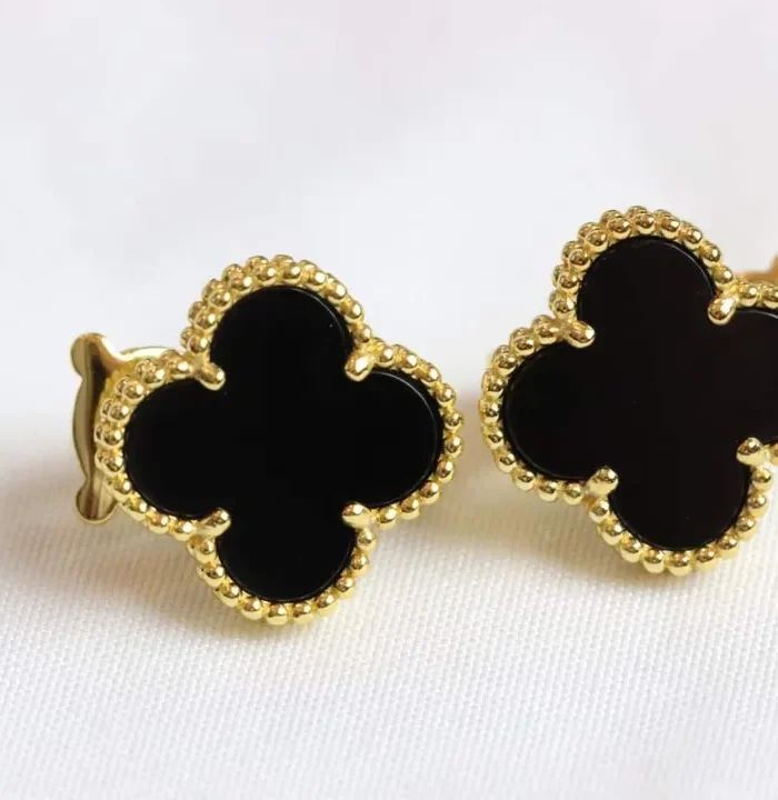 Alhambra Onyx Medium Earrings