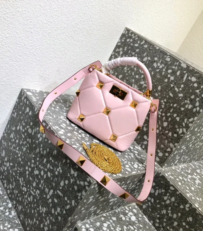 Valentino Garavani Roman Stud
