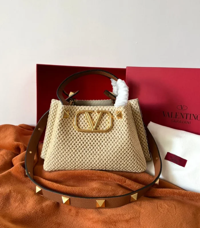 Valentino Spring and Summer Tote Bag Beige Raffia 552570