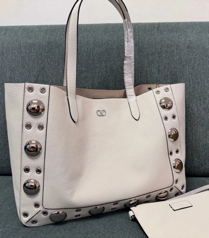 Valentino Garavani tote white cowhide 555247