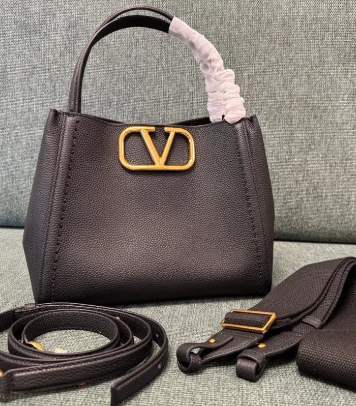 VALENTINO small handbag black calfskin 538531