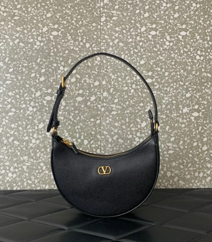 VA GARAVANI VLOGO mini HOBO bag black calfskin 566882
