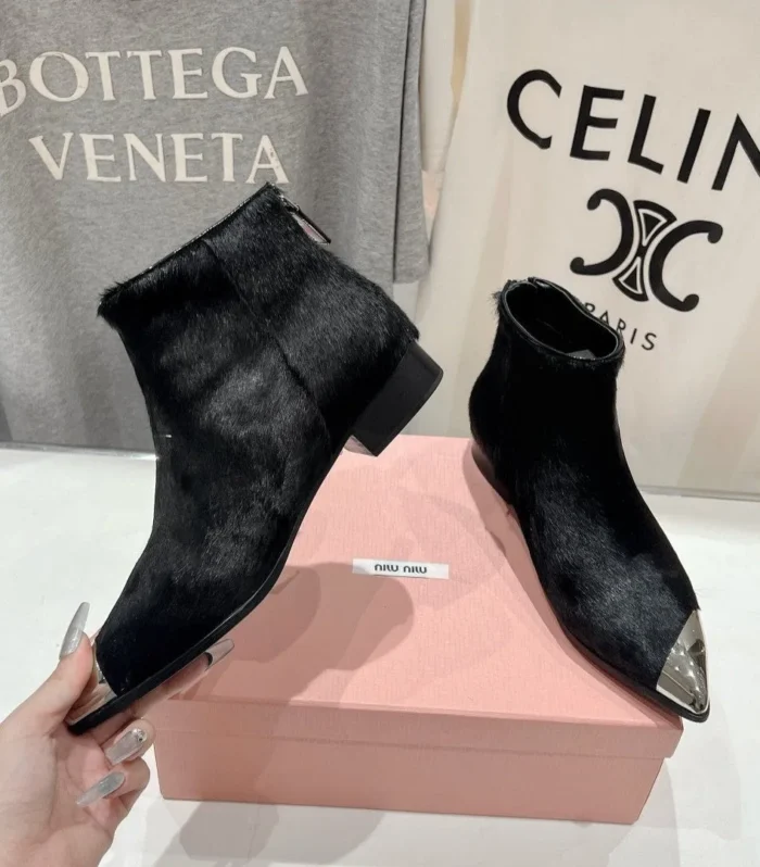 Miu Ankle Boots Black Sheepskin