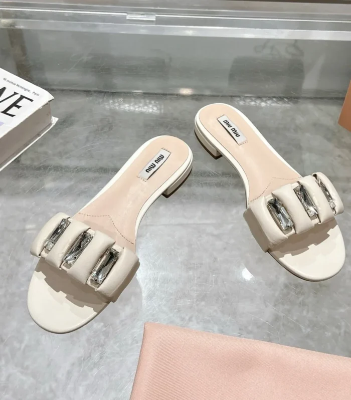 Miu 25C Slippers Beige Cream Leather 235283