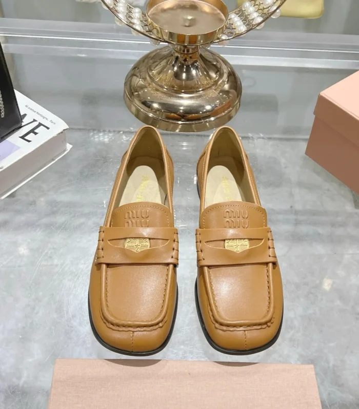 Miu 25C Loafers Caramel Cowhide 235303