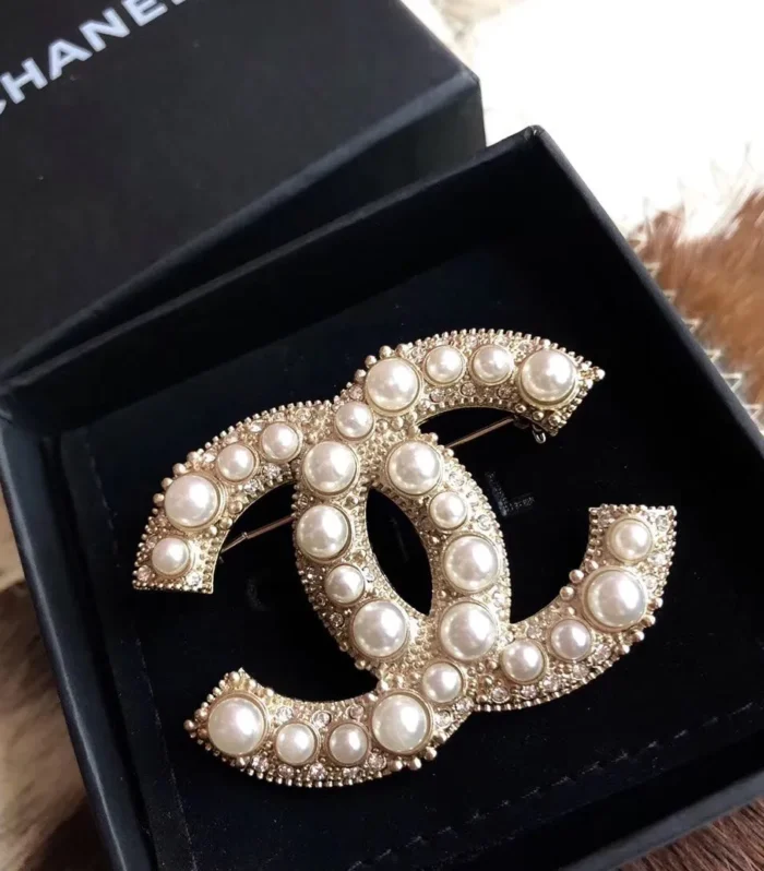 CC Brooch 155674