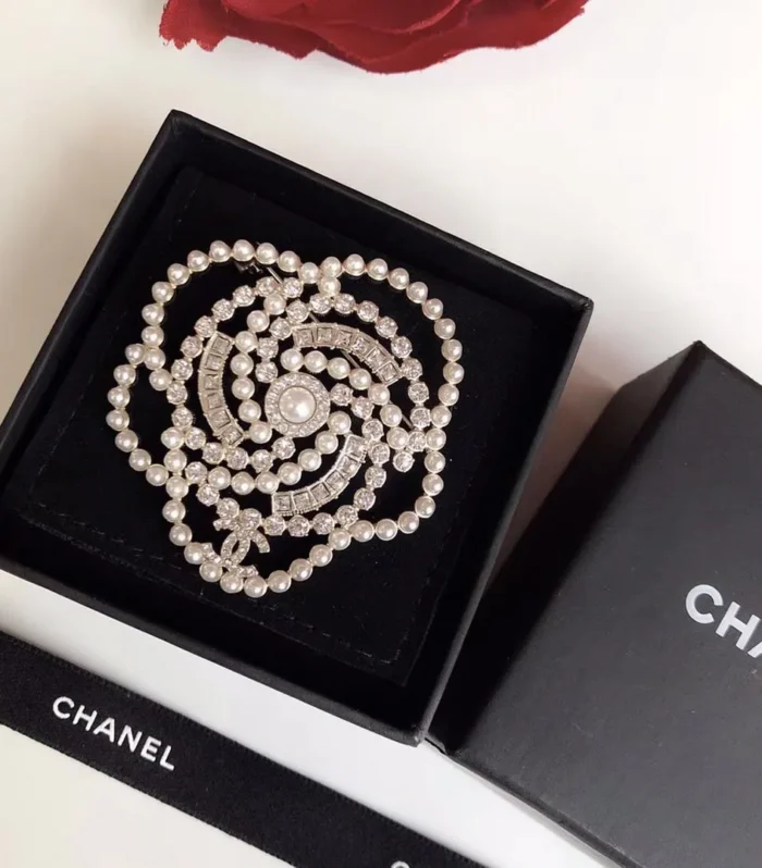 CC Brooch 155331