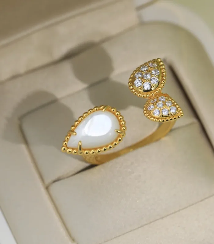 BOHEME 3 MOTIF MOP DIAMOND GOLD RING