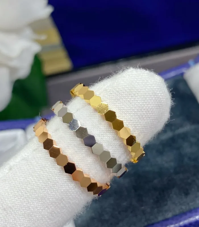 BEE LOVE SMALL RING