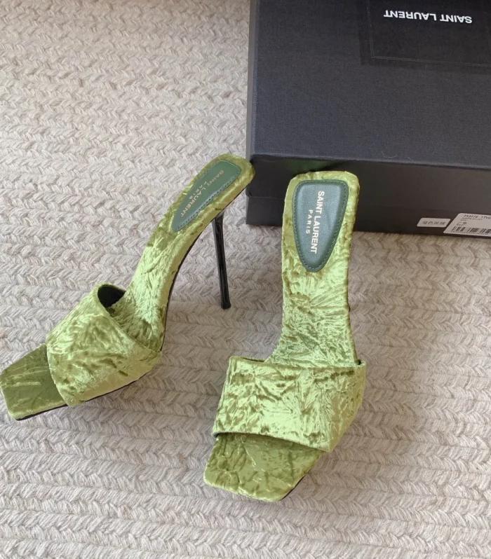 HIGH HEEL SLIDES IN TEA GREEN VELVET