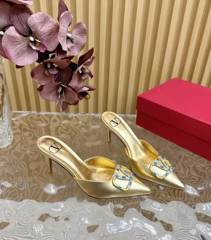HIGH PUMP MULE 80MM IN GOLD CALFSKIN