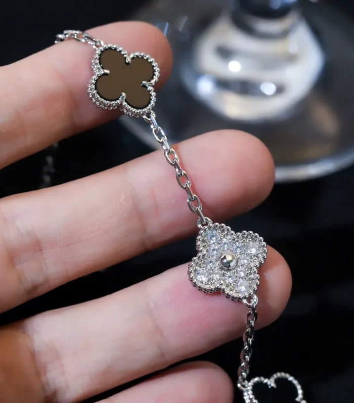 Alhambra Five-Color Agate Bracelet