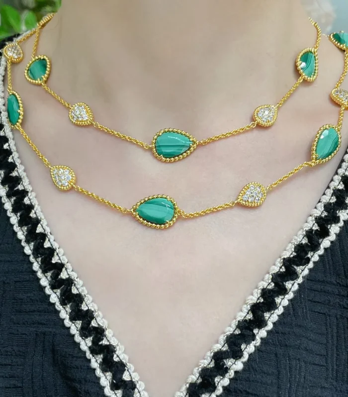 BOHEME 16 MOTIF MALACHITE DIAMOND GOLD NECKLACE