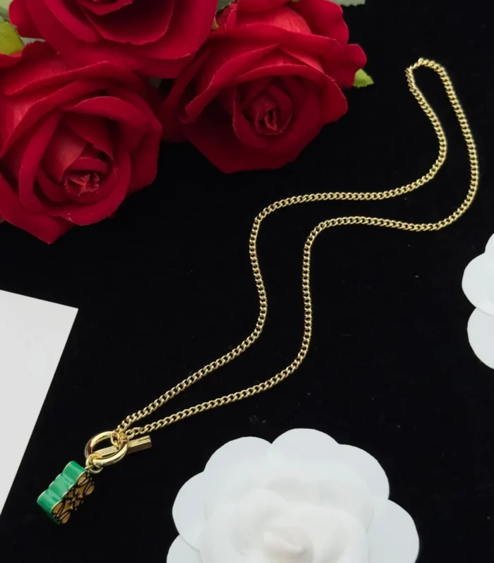 ANAGRAM GREEN GOLD NECKLACE