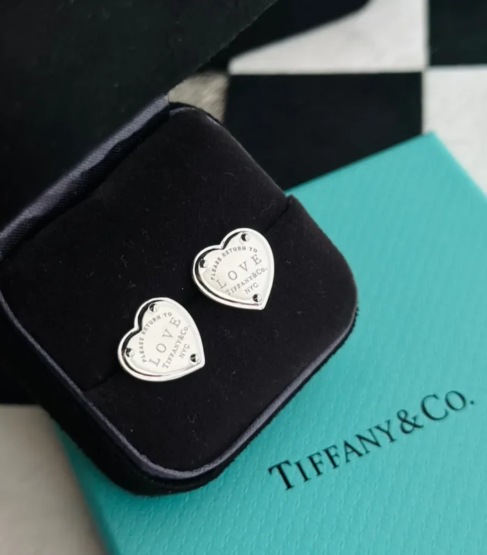 Classic Heart Earrings