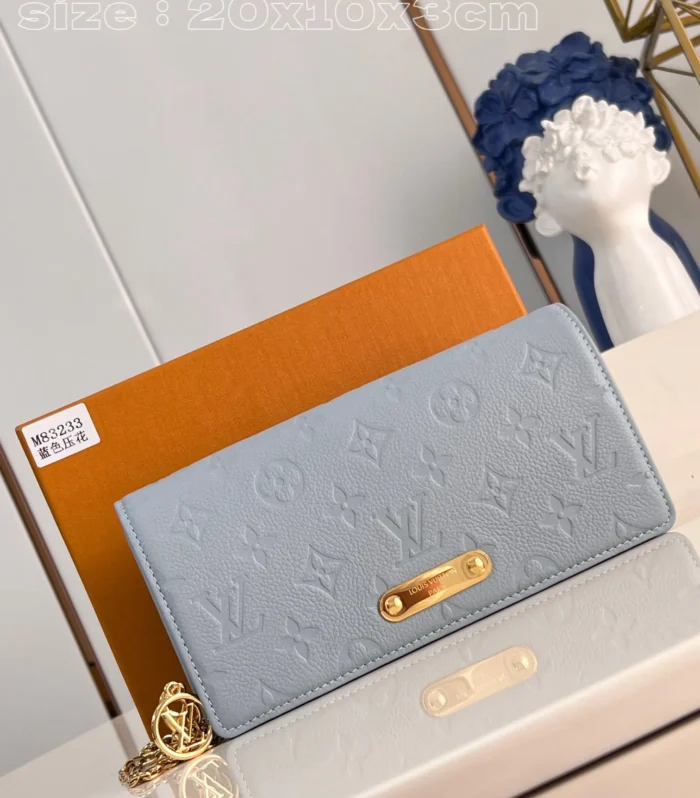 Louis Vuitton Wallet On Chain Lily