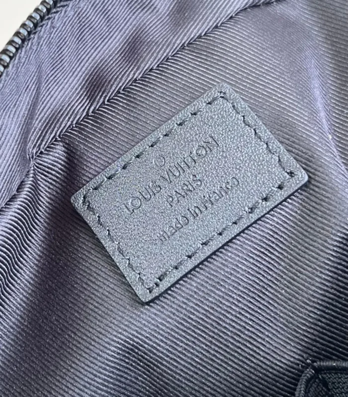 Louis Vuitton Trousse Toilette