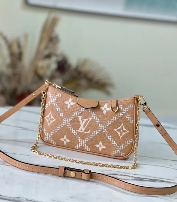 Easy Pouch On Strap