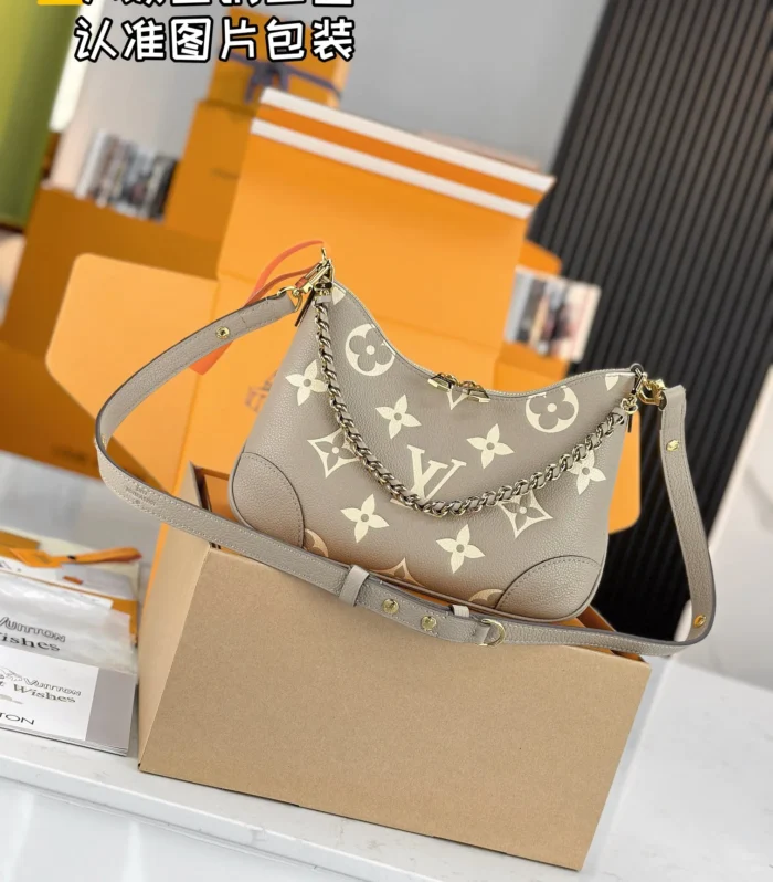 Boulogne Handbag Medium Leather