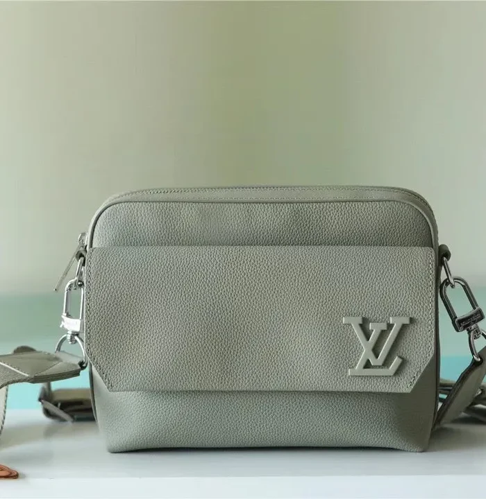 Aerogram Messenger Bag