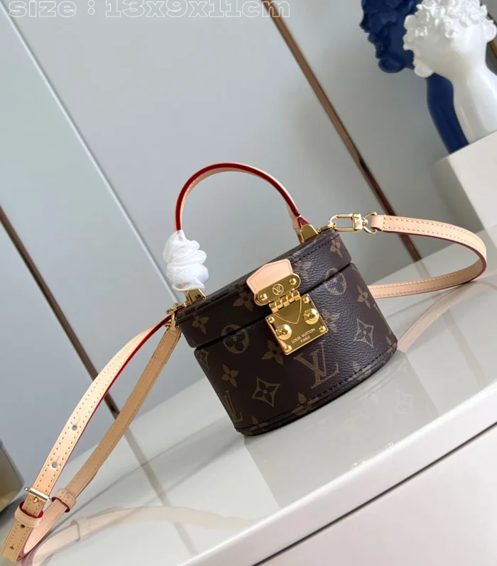 Louis Vuitton Scott