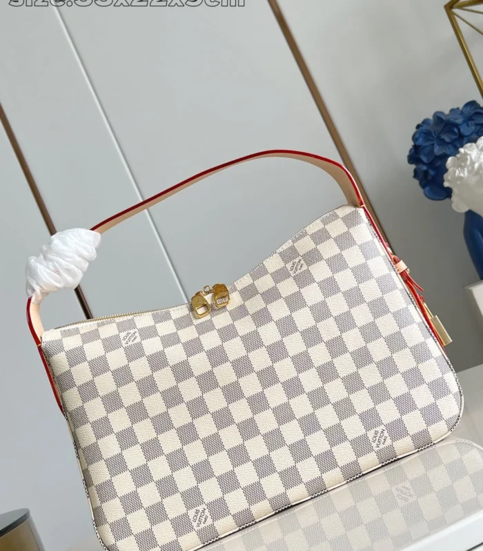 Louis Vuitton Slouchy PM
