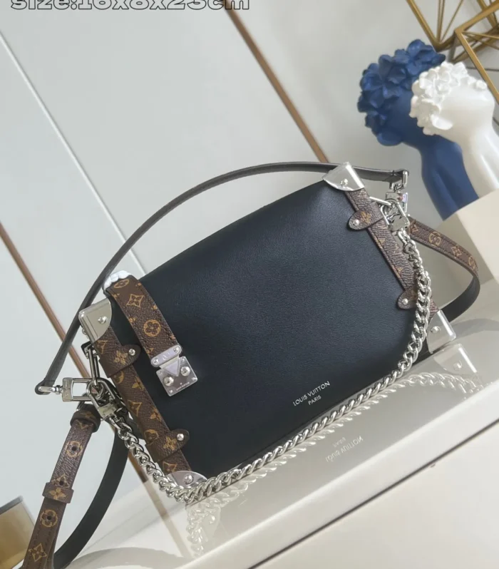 Louis Vuitton Side Trunk Vibe MM