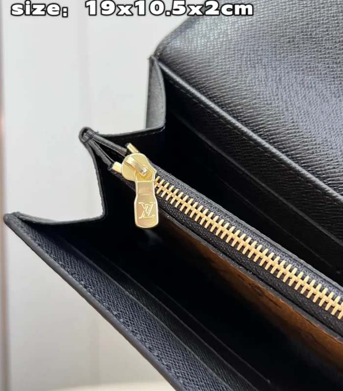 Louis Vuitton Sarah