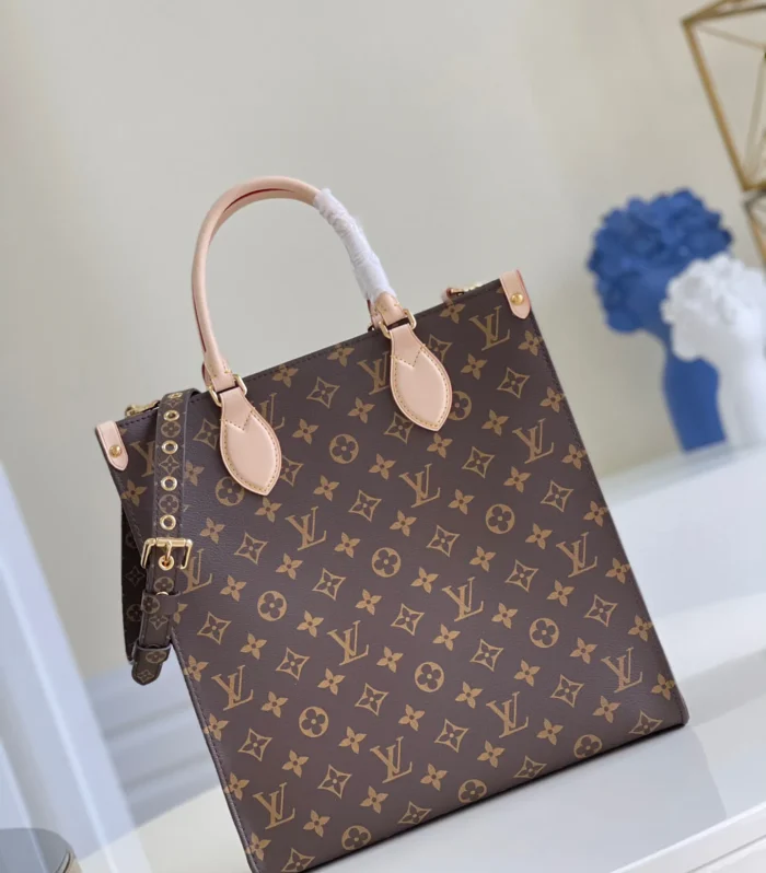 Louis Vuitton Sac Plat